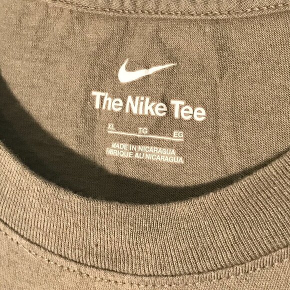 NIKE Olive Green Gray Short Sleeve Activewear  T Shirt XL Center Swoosh Big - Picture 4 of 4
